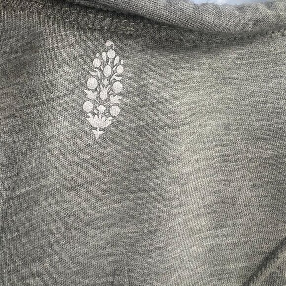 Free People FP Movement Gray Open Side Tie Tank Top L Henley Style Athleisure - Picture 4 of 11